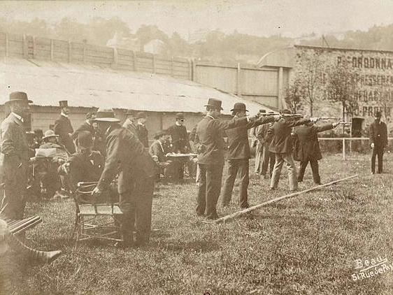 Ile Seguin - Concours au Tir aux pigeons