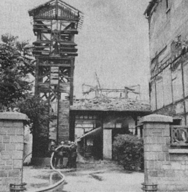 Eglise provisoire incendiée 13 juillet 1966