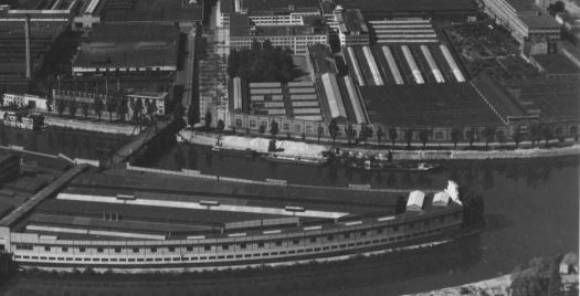 Mur de l'artillerie vers 1950 (tout à droite)