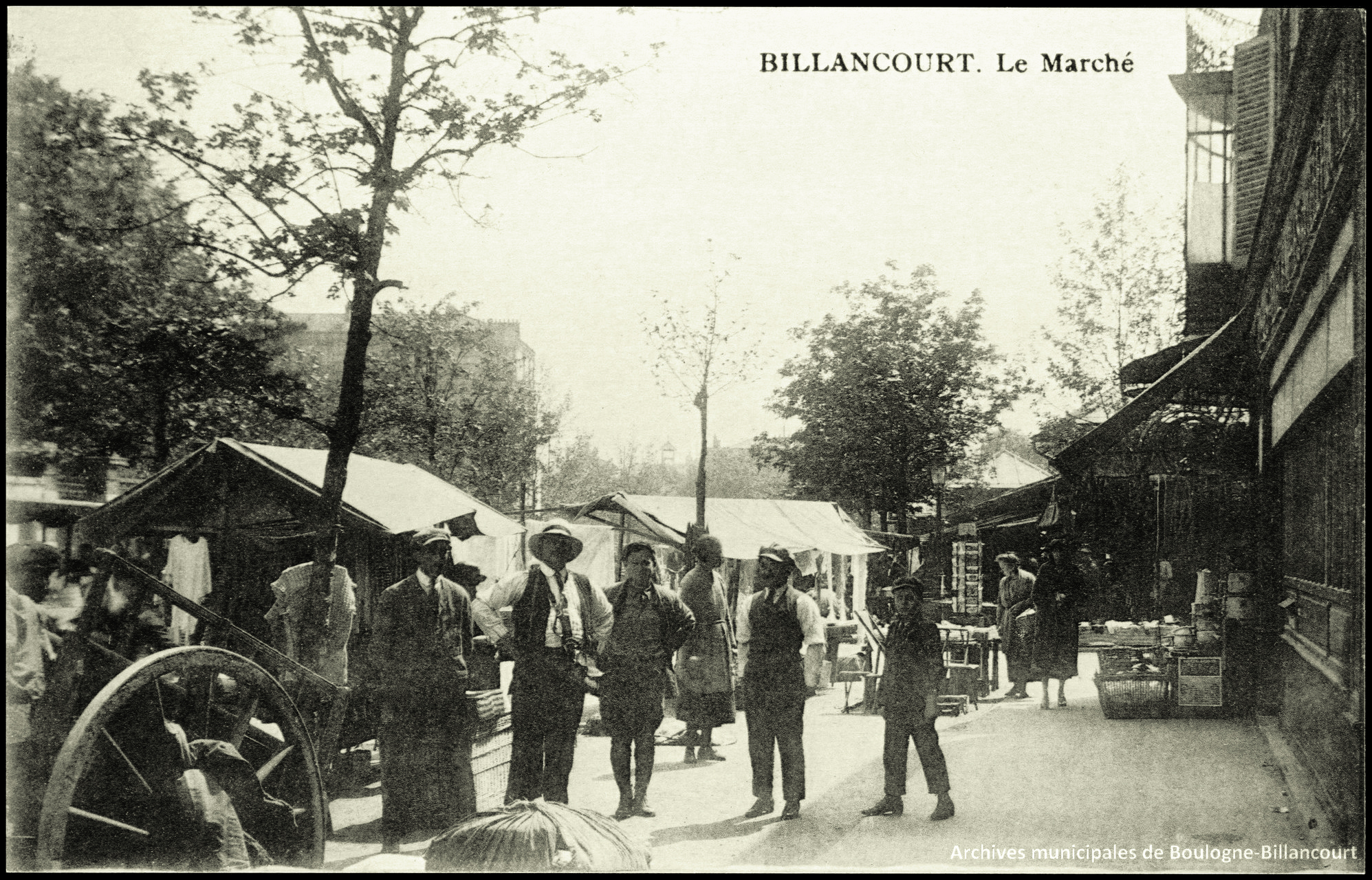 Photo 9 - vue du marché depuis la rue Desfeux