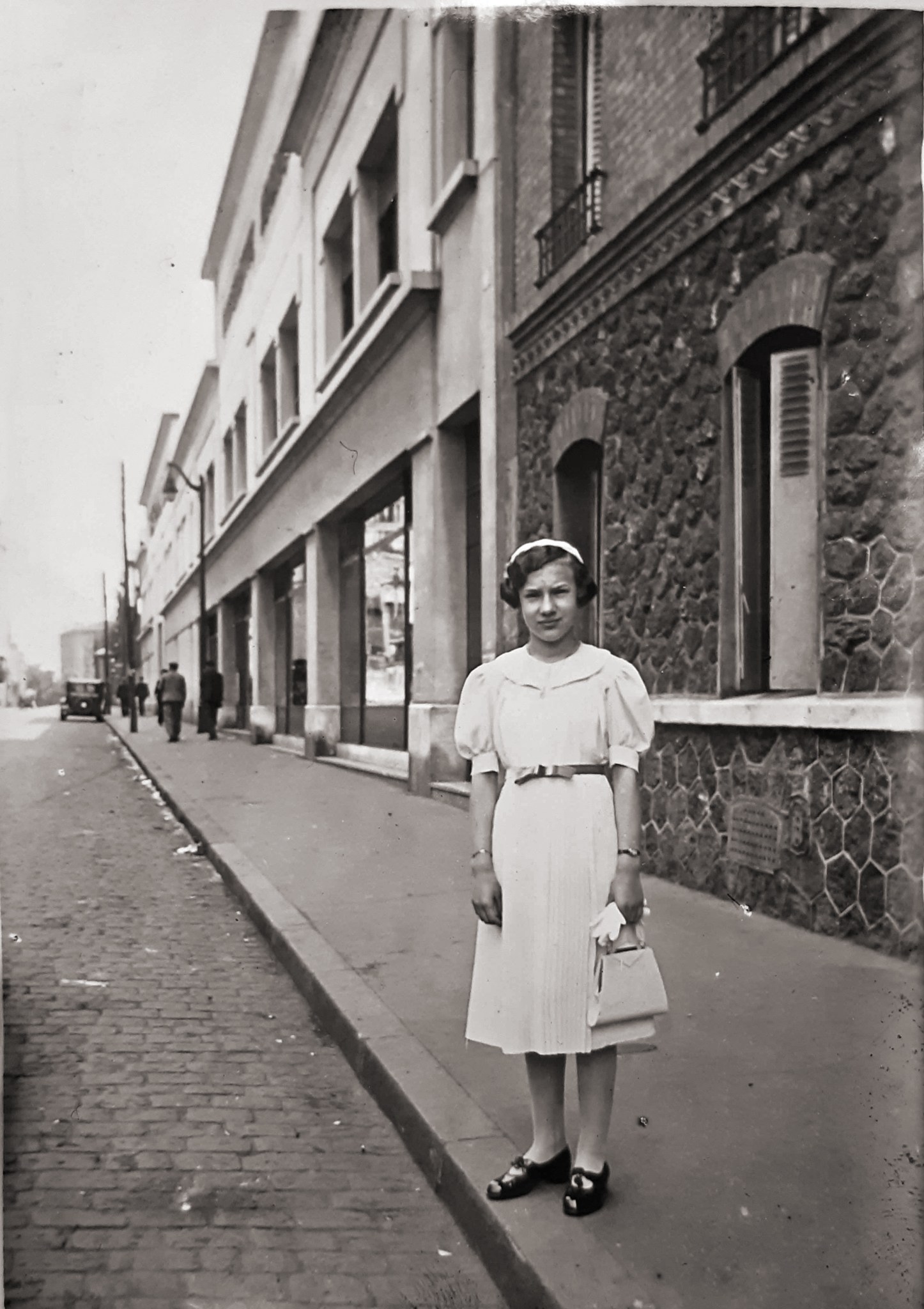 1937 Emilia Francois 123 rue du PdJ remise des prix 12 ans