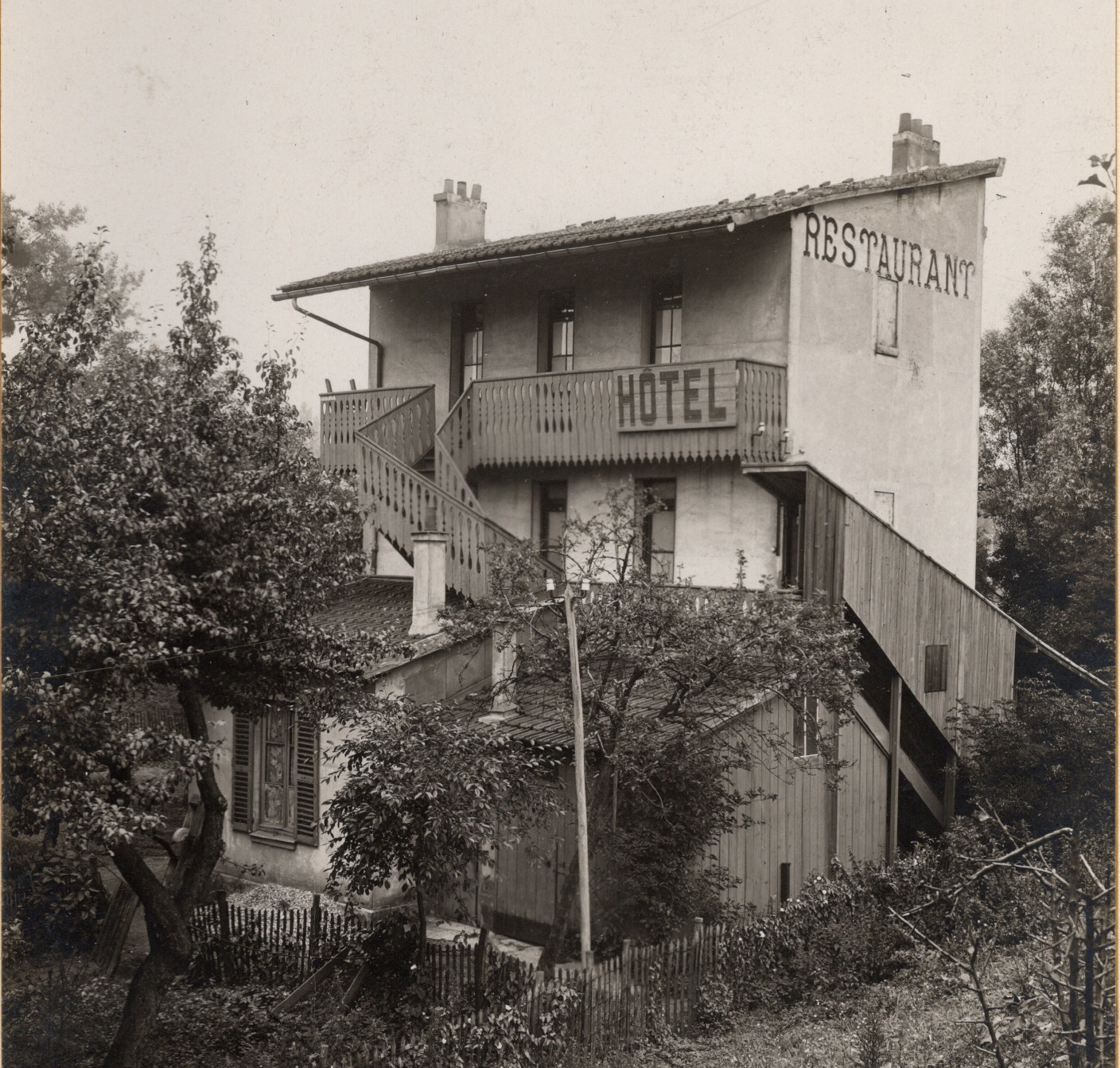 Ile Seguin ancien restaurant Sarreste 1919 acquisition 214 RH b(2)