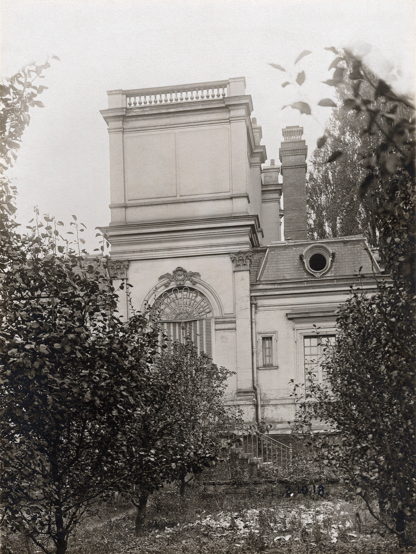 Quai de Billancourt n°39 Villa Morel arrière 1918 Renault Histoire
