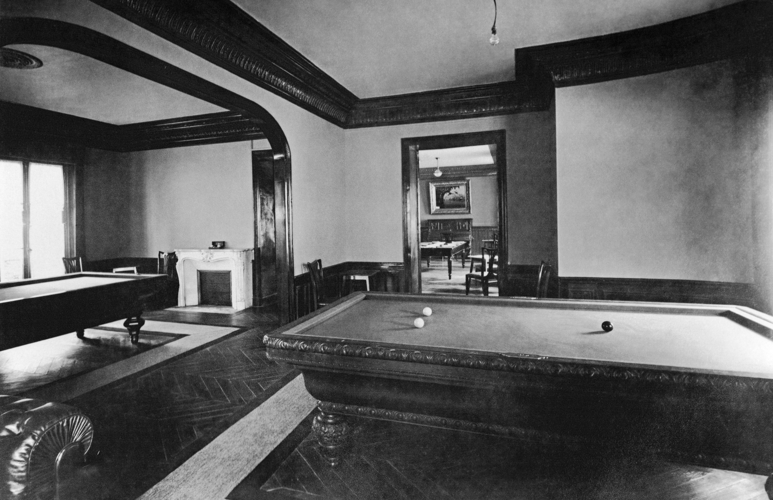 Rue du Cours n°30 salles de billard Villa Fountaine Cercle vers 1920 RH