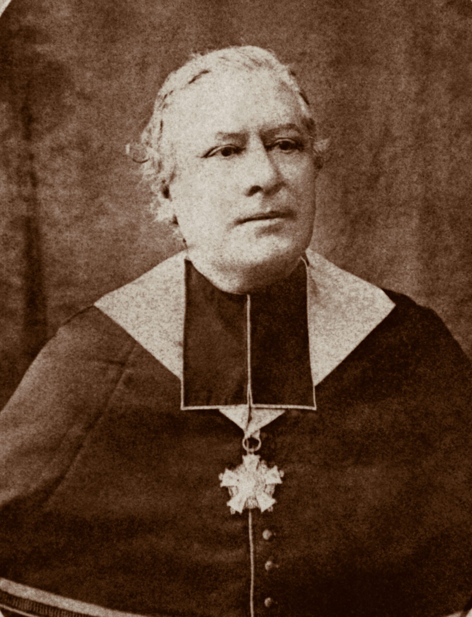 L'abbé Gentil en chanoine