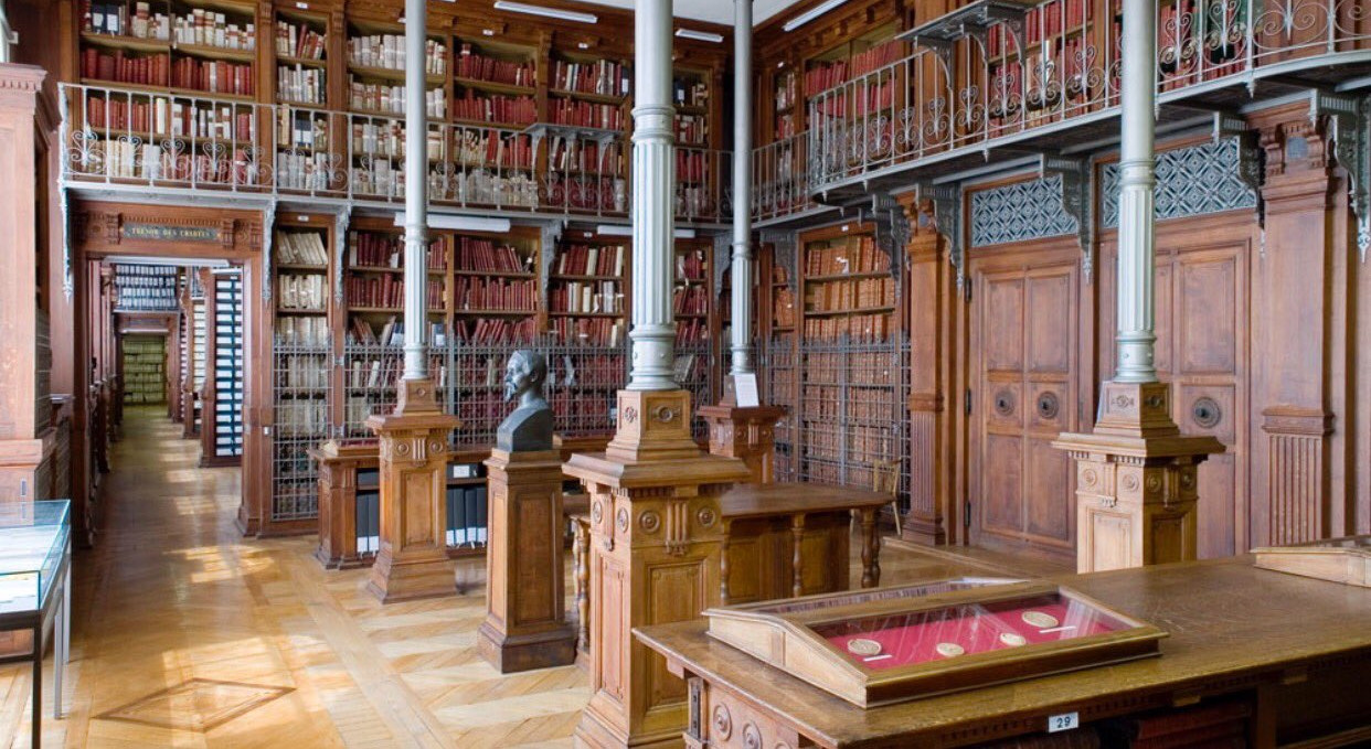 Archives Nationales Grands dépôts - Wikipedia