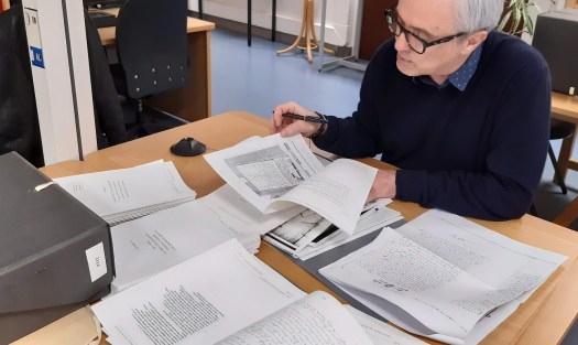 Aux archives municipales