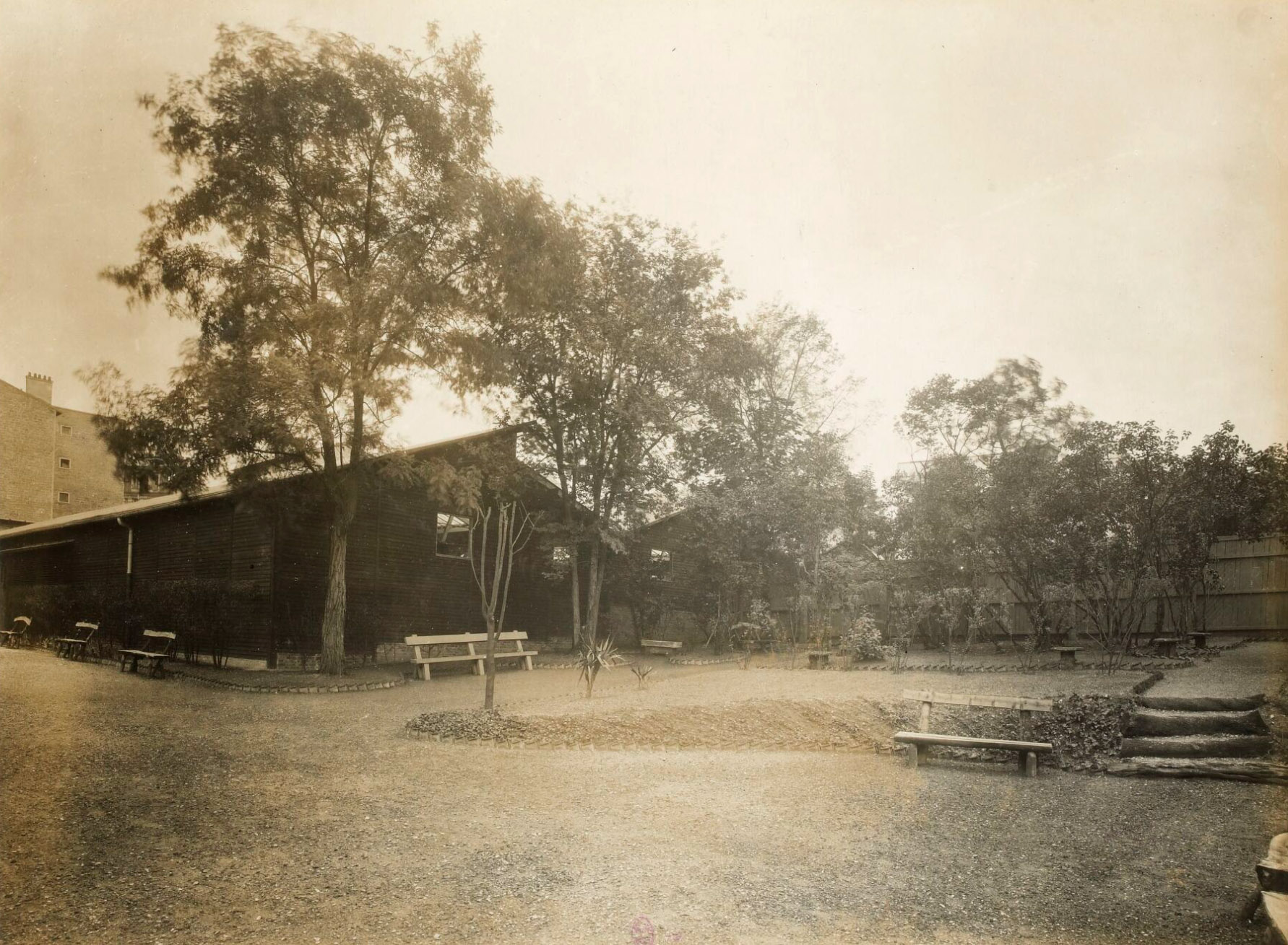 11-Restaurant ouvier (Jardin des femmes)