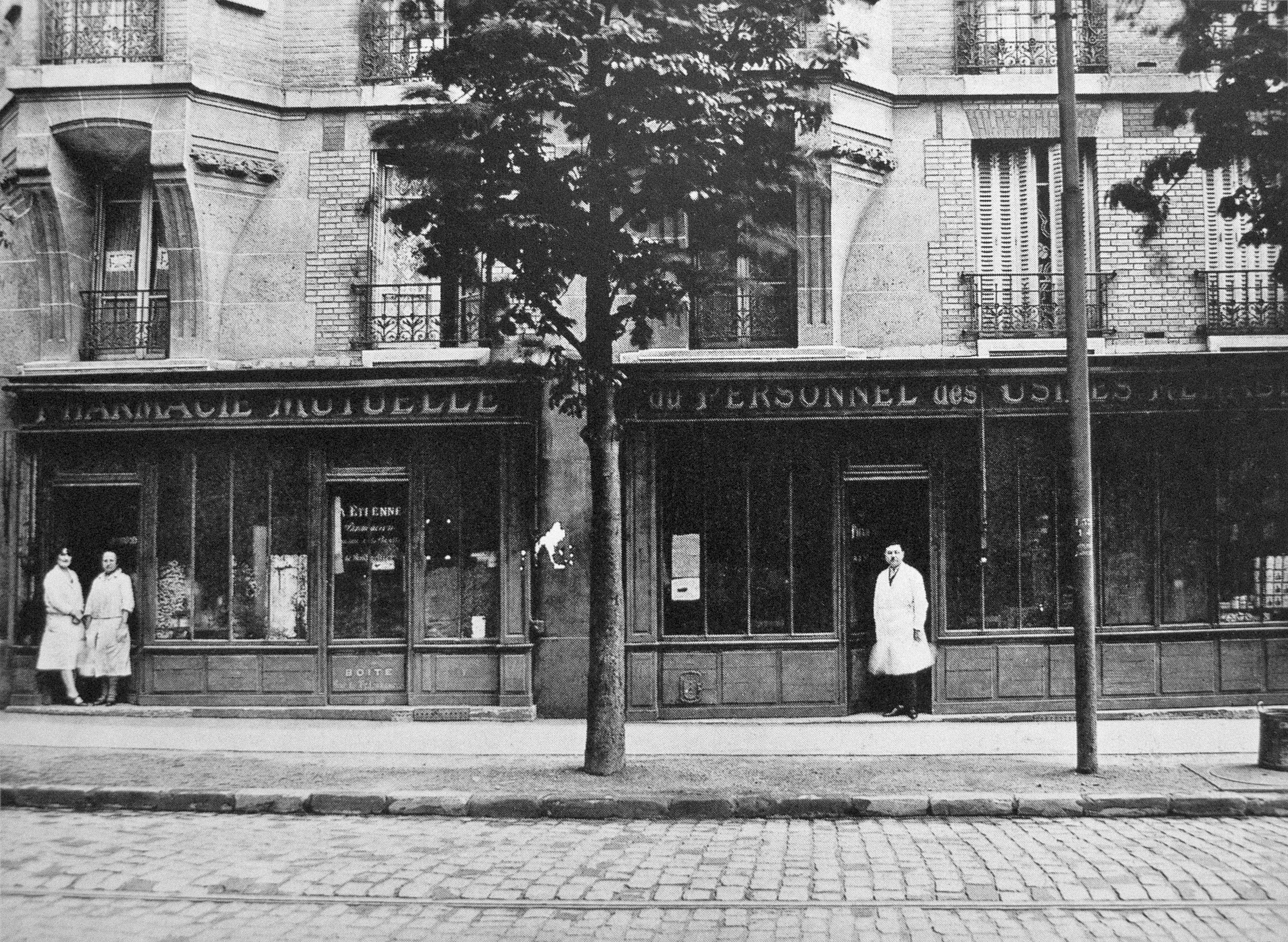 18-Billancourt-34 rue de St-Cloud-Pharmacie mutuelle Renault-1925_Archives BB