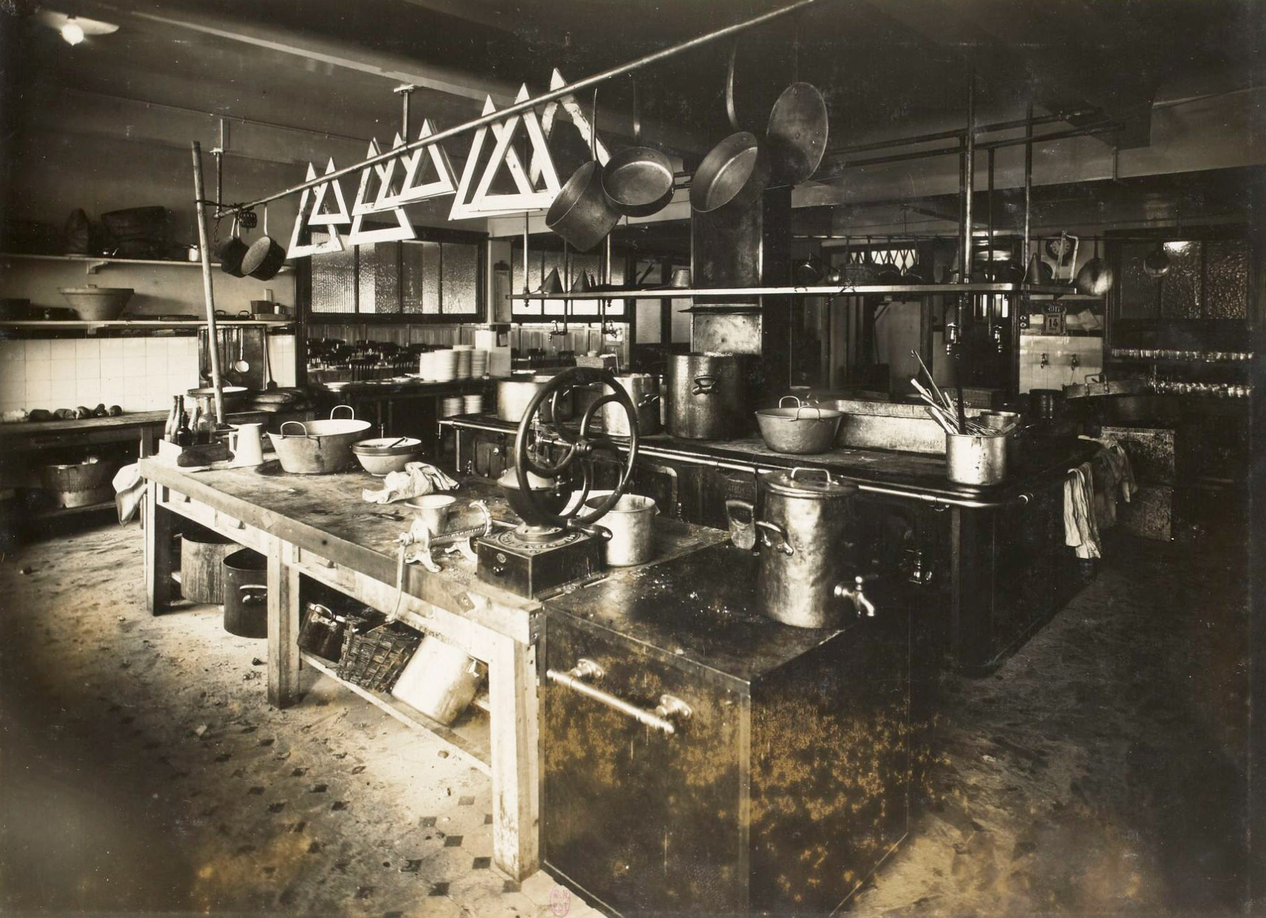 22-Cuisine du restaurant des employés