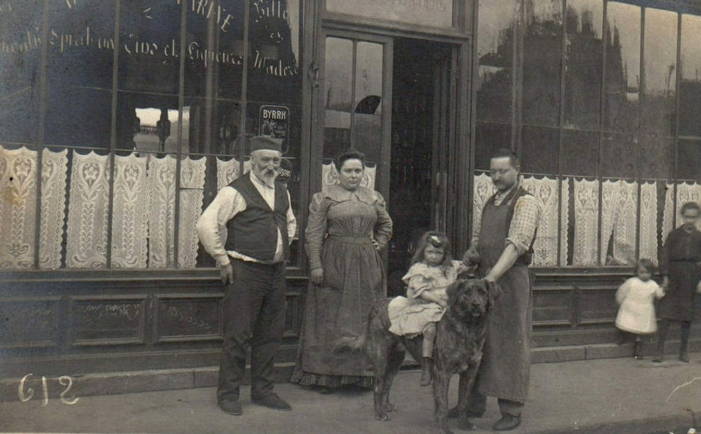 TF1 Quai du Point-du-Jour n°21 buvette de la Marne Maison Provost avant