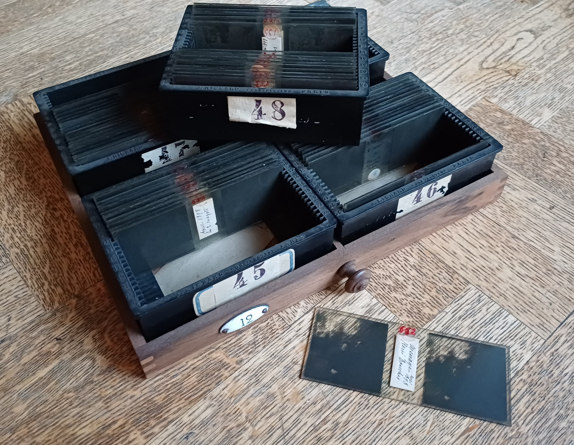 Collection plaques de verre Boucher