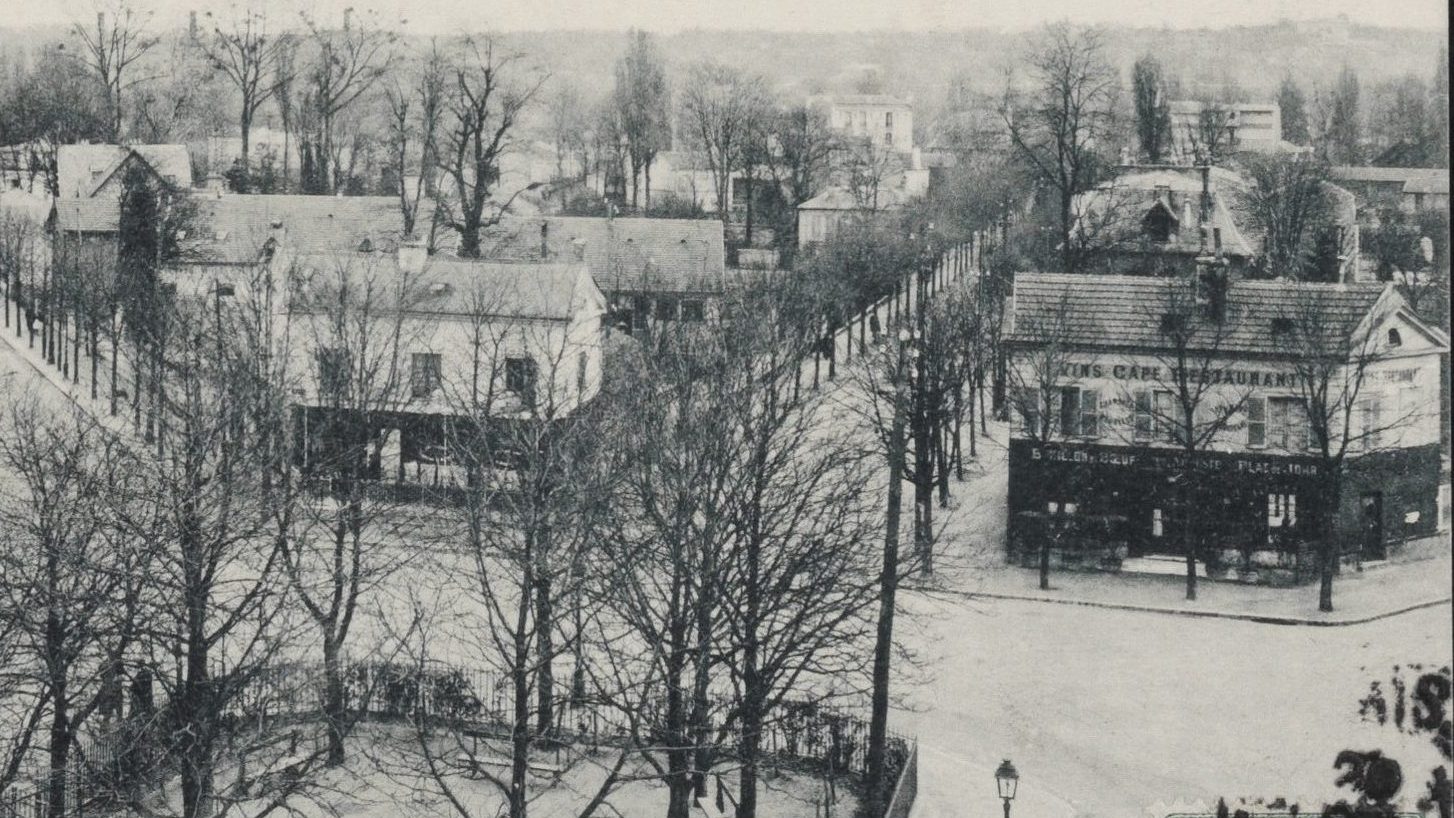Place Nationale, les pavillons de chasse au début du XXème siècle