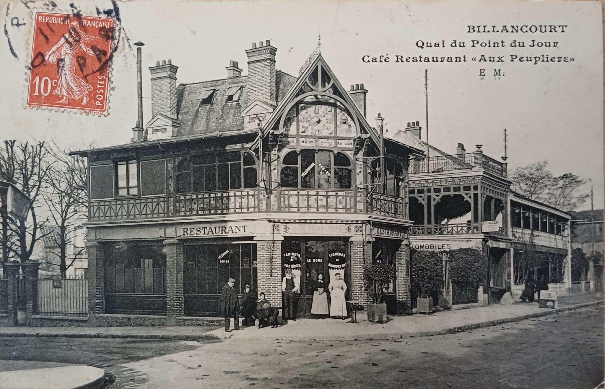 Rue des Peupliers quai du Point-du-Jour Le Roux - archBB