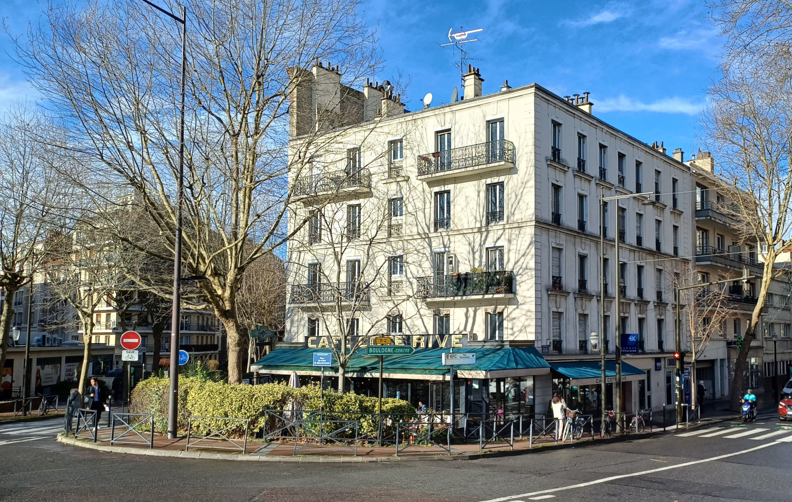 Café Côté Rive 2025