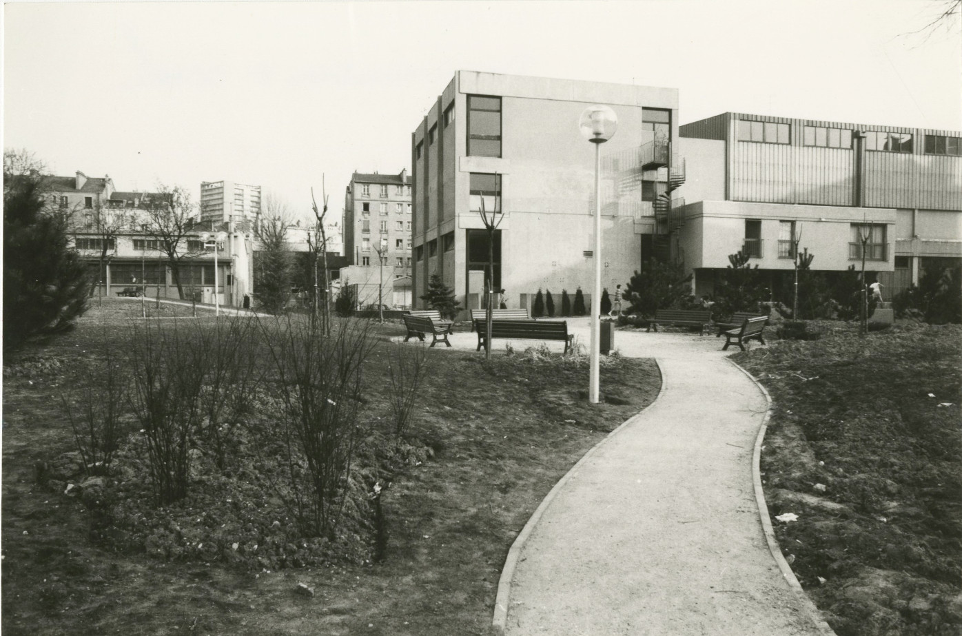 Dominicaines COSEC 1983 2fi7536