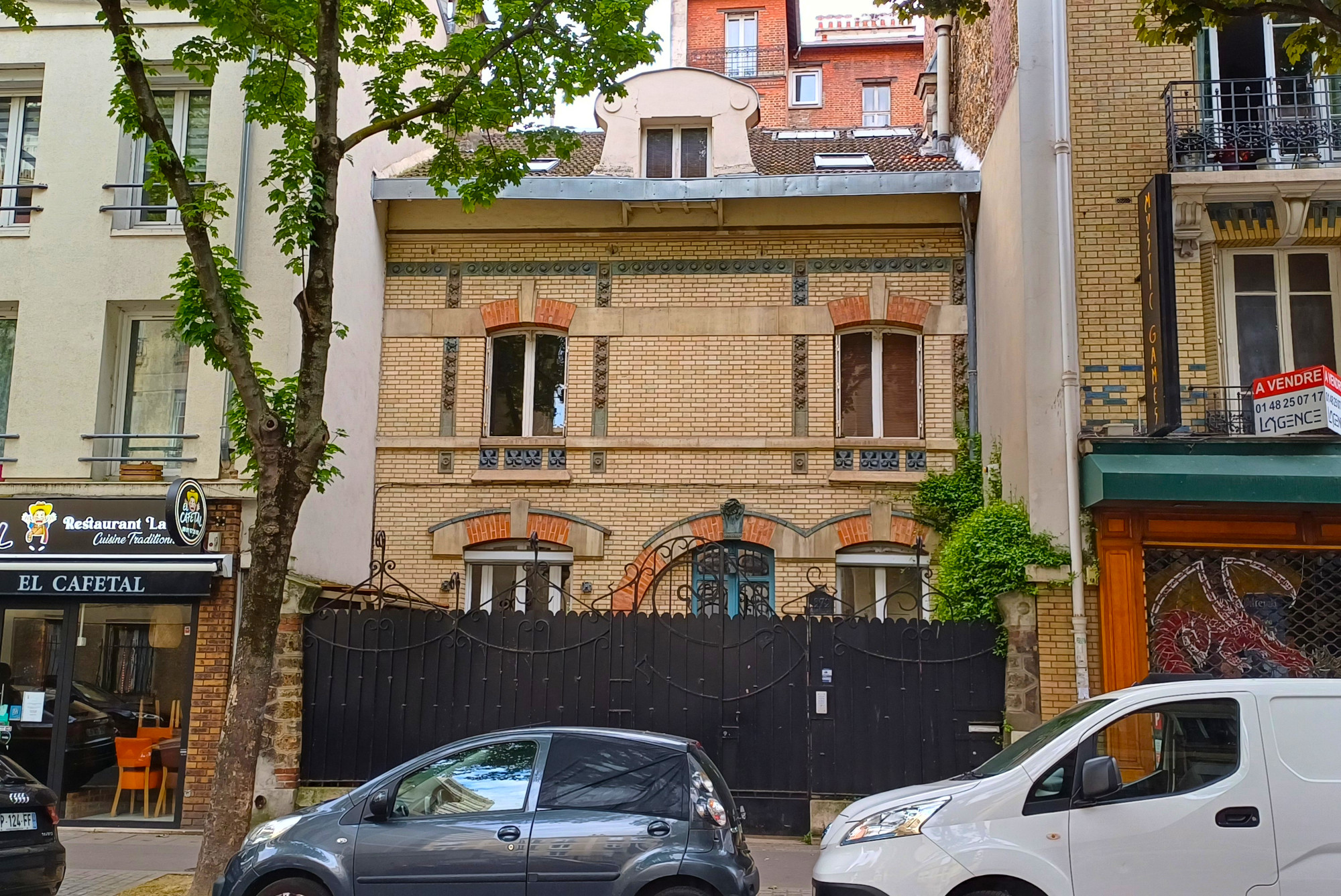272 bd JJ Maison Dupont 2025