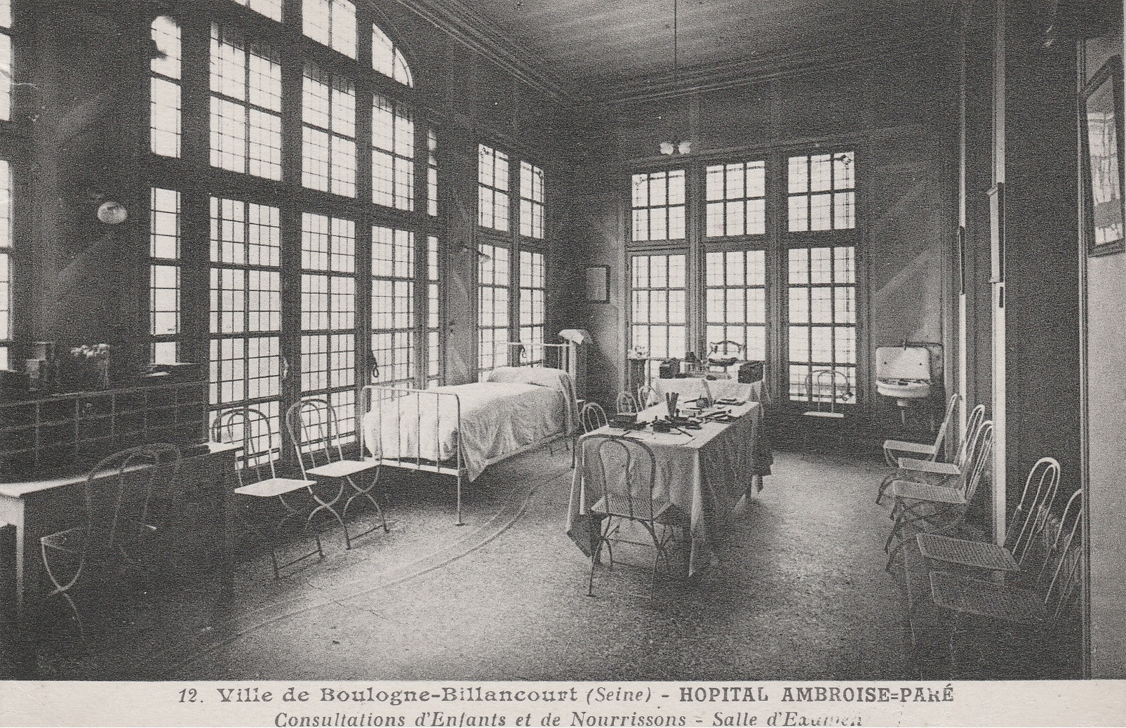 Sanatorium salle de consultation enfants