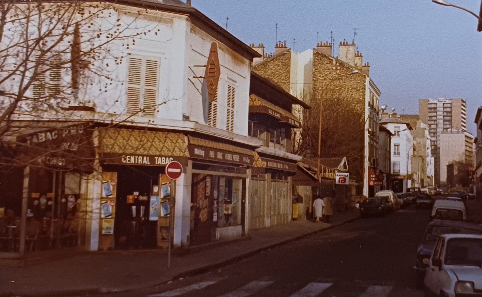Place Jules Guesde vers 1980 - archBB