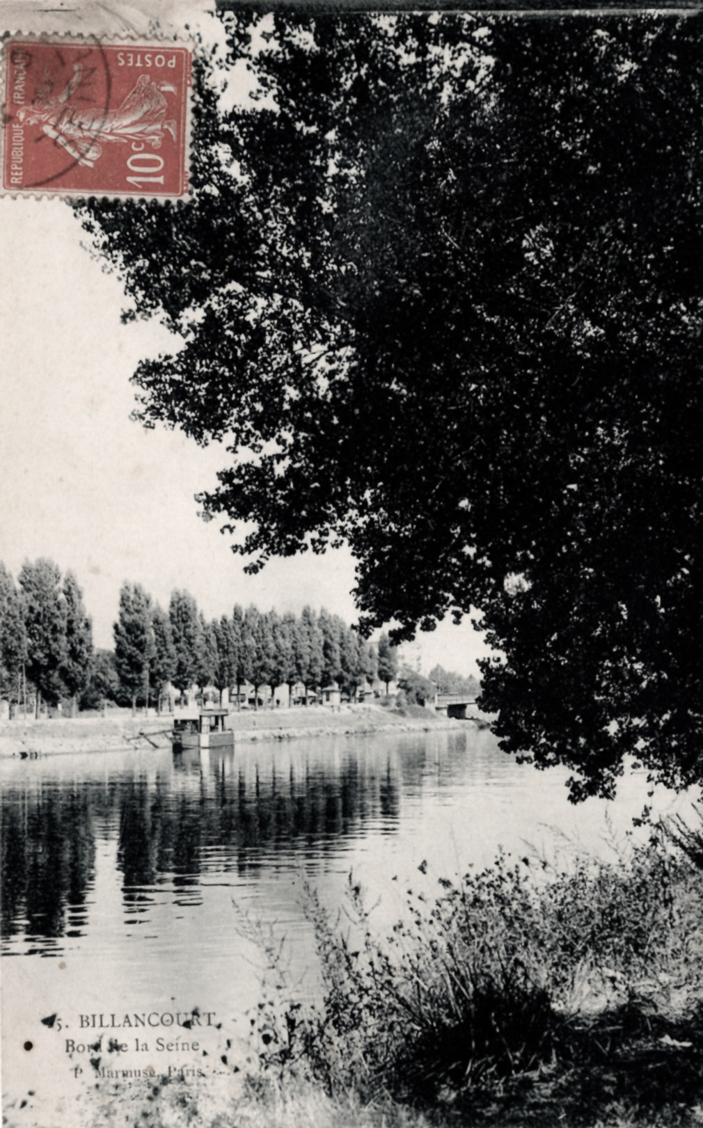 Quai de Billancourt et Pont vue de l'ile St Germain AMD